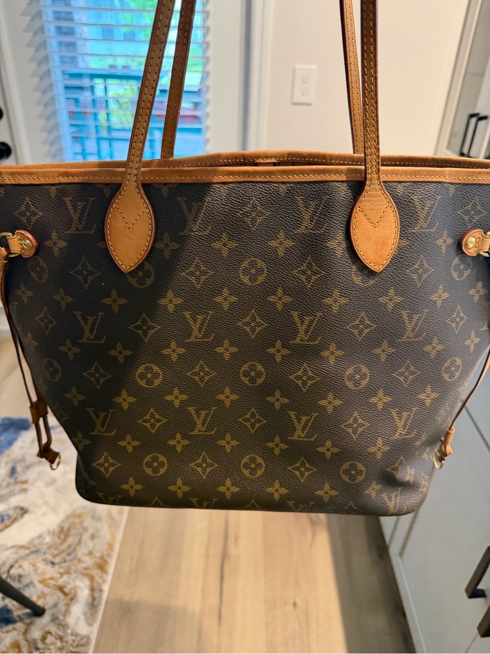 Authentic Louis Vuitton Neverfull MM Monogram Canvas Tote
